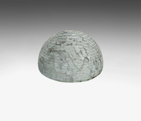 Полусфера гранитная d=400, h=200, с горизонтальной гребенкой, м/р: Ташмурунское — Интернет-магазин ГК «ГранитИнвест» Полусфера гранитная d=400, h=200, с горизонтальной гребенкой, м/р: Ташмурунское